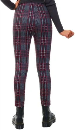 Missi London Red Check Tarten Trouser -Noisy May Shop 20932 3