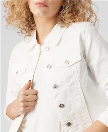 Veromoda Cloud Dancer Luna Denim Jacket 4 Veromoda Cloud Dancer Luna Denim Jacket - Image 2