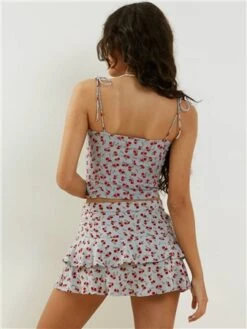 Motel Blue Red Floral Kalilo Lace Front Top -Noisy May Shop 28596 3