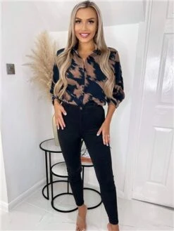 Ax Paris Brown And Navy Printed Ruched Sleeve Shirt 8 Ax Paris Brown And Navy Printed Ruched Sleeve Shirt -Noisy May Shop 28848 2