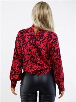 Ax Paris Cerise And Black Pattern High Neck Satin Long Sleeve Top 9 Ax Paris Cerise And Black Pattern High Neck Satin Long Sleeve Top -Noisy May Shop 28970 3