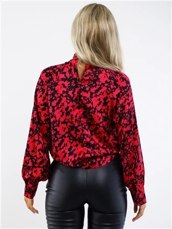 Ax Paris Cerise And Black Pattern High Neck Satin Long Sleeve Top 6 Ax Paris Cerise And Black Pattern High Neck Satin Long Sleeve Top - Image 4