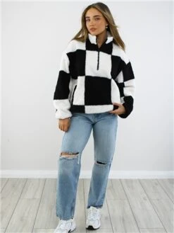 Daisy Street Black/White Teddy Checkered Half Zip -Noisy May Shop 29069 2
