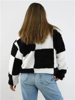 Daisy Street Black/White Teddy Checkered Half Zip -Noisy May Shop 29069 3