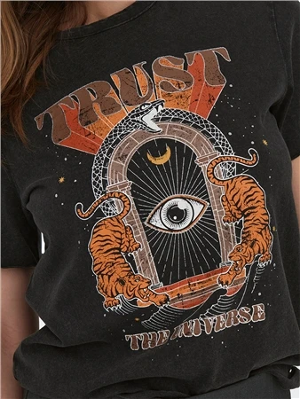 Only Black/Trust Lucy Tee 4 Only Black/Trust Lucy Tee - Image 2