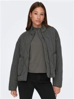 Only Black / Phatom Martha Washed Quilt Life Jacket