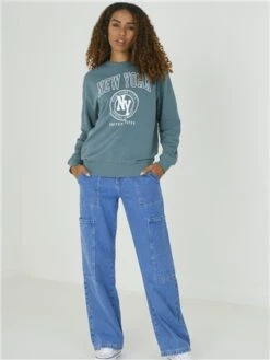 Brave Soul Sea Moss / White New York Print Crew Sweat -Noisy May Shop 29559 2