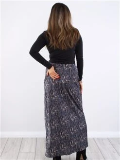Brave Soul Grey / Black Tiger Print Satin Long Skirt -Noisy May Shop 29560 3